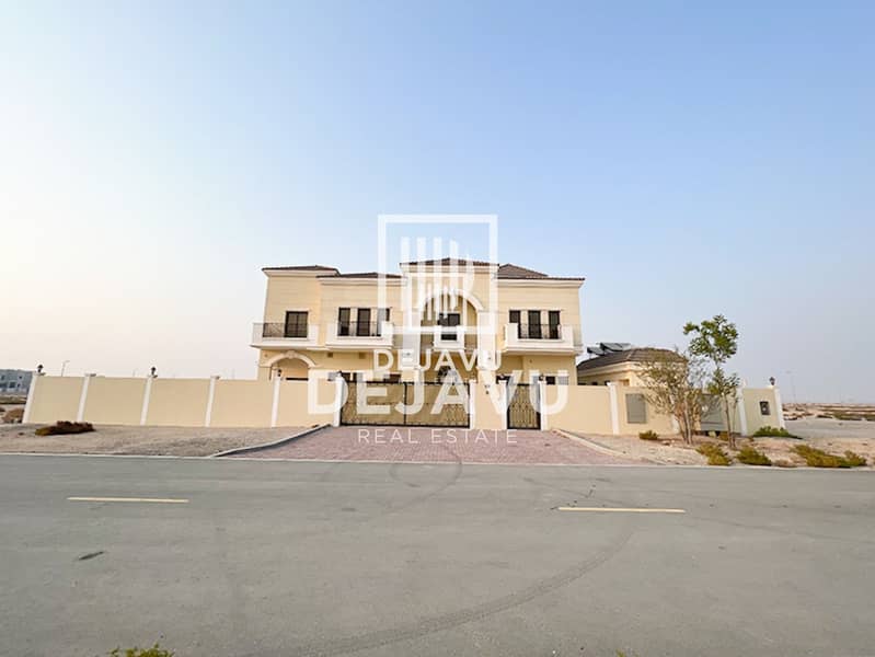 Upscale 7 Bedroom Gated Villa with Private Pool Upscale 7 Bedroom Gated Villa with Private Pool
