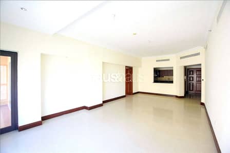 朱美拉棕榈岛， 迪拜 2 卧室单位待租 - 位于朱美拉棕榈岛，金色里程社区，金色里程2号楼 2 卧室的公寓 205000 AED - 9040943