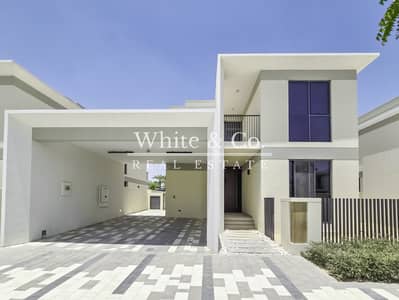 4 Bedroom Villa for Rent in Tilal Al Ghaf, Dubai - Ready to move | Luxury villa | Single Row