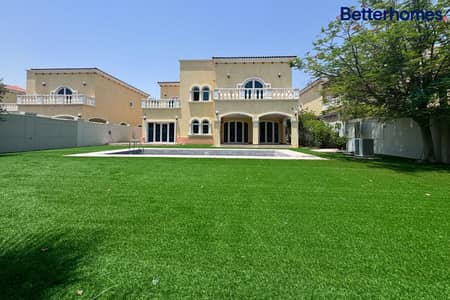 5 Bedroom Villa for Rent in Jumeirah Park, Dubai - 5 Bedrooms | Unfurnished  |  Private Pool |