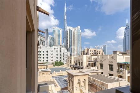 1 Bedroom Apartment for Sale in Downtown Dubai, Dubai - Burj Khalifa | High Quality Upgraded | 2 Full Bath