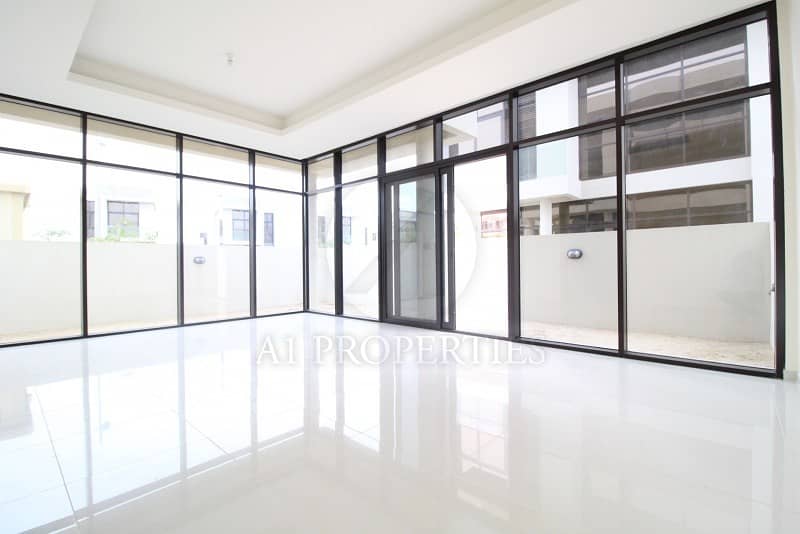 Large Corner 3BR Townhouse in DAMAC Hills