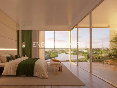 Studio for Sale in Business Bay, Dubai - Wake up to Sunrise over Creek | Easy to Own