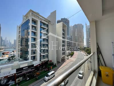 Studio for Rent in Dubai Marina, Dubai - Spacious Unfurnished Studio for RENT  in DEC Towers T3, Dubai Marina