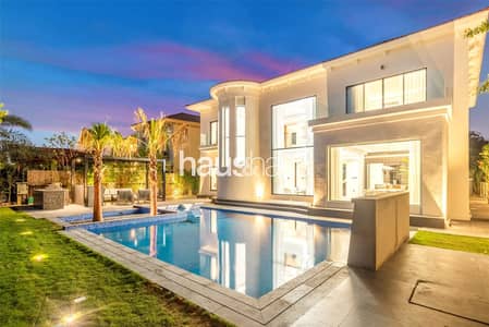 4 Bedroom Villa for Sale in Jumeirah Islands, Dubai - Fully Upgraded | Lake View | Rare Garden Hall