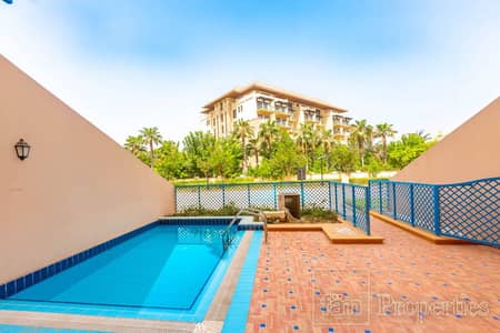 3 Bedroom Flat for Rent in Palm Jumeirah, Dubai - Spacious 3BR Duplex | Big Patio | Beach Access