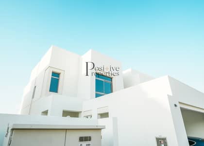 4 Bedroom Townhouse for Rent in Town Square, Dubai - Spacious Townhouse with Huge Plot Size,Prime Location Next to All Amenities-Flexible 4 Cheques