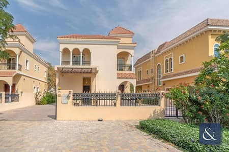 4 Bedroom Villa for Rent in The Villa, Dubai - 4 Bed + Maids and Study | Private Pool
