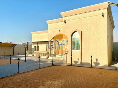 4 Bedroom Villa for Sale in Seih Al Ghubb, Ras Al Khaimah - صورة واتساب بتاريخ 1445-11-13 في 09.59. 55_092d9deb. jpg