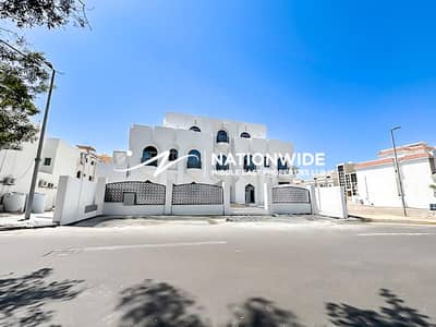 10 Bedroom Villa for Rent in Al Mushrif, Abu Dhabi - Vacant| Elegant Villa| Stylish Layout| Prime Area