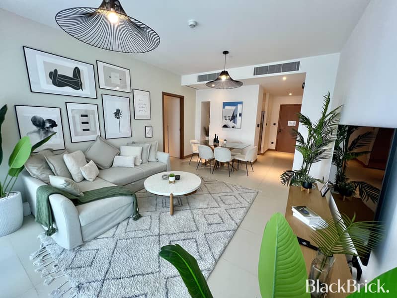 Stunning Furnished 2BR in Marina | 2 Cheques