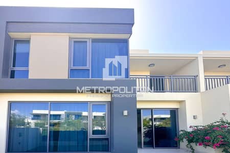 4 Bedroom Townhouse for Sale in Dubai Hills Estate, Dubai - Modern Townhouse | Private Garden| Spacious Layout