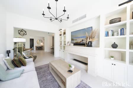 3 Bedroom Townhouse for Sale in The Lakes, Dubai - Exclusive: Stunning Family home |Best Location