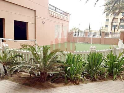 EXCLUSIVE! LARGE 3 B/R EN-SUITES FOR SALE EXCLUSIVE! LARGE 3 B/R EN-SUITES FOR SALE
