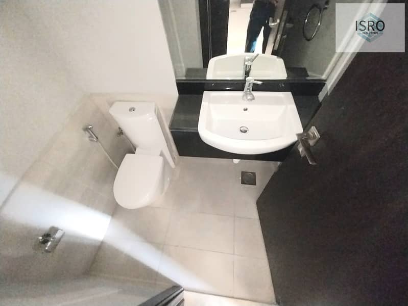 9 1000077563. jpg