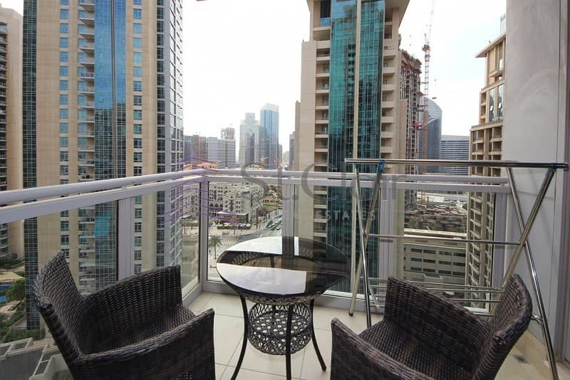 Fully Furnished 1 Bed with Balcony | Mid Floor