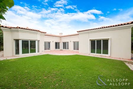 EXCLUSIVE | Corner Unit | Prime Location EXCLUSIVE | Corner Unit | Prime Location