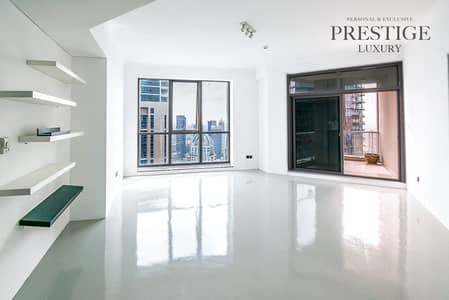 2 Bedroom Apartment for Sale in Dubai Marina, Dubai - Fully Upgraded | Vacant Now | High Floor