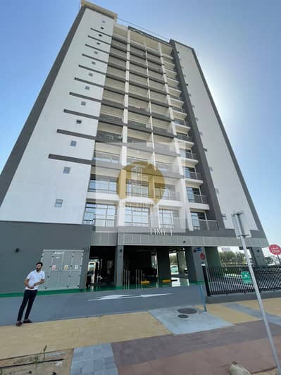 1 Bedroom Apartment for Sale in Dubai Residence Complex, Dubai - 83cdb82d-0dd5-4253-9c7b-a0f4901c5ed8. jpeg