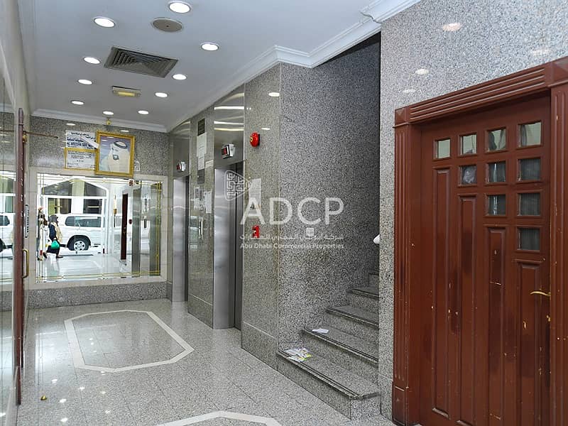 3 lobby_1A. JPG