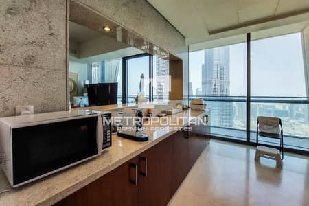 4 Bedroom Flat for Sale in Downtown Dubai, Dubai - High Floor | Spacious Layout | High ROI | Rented