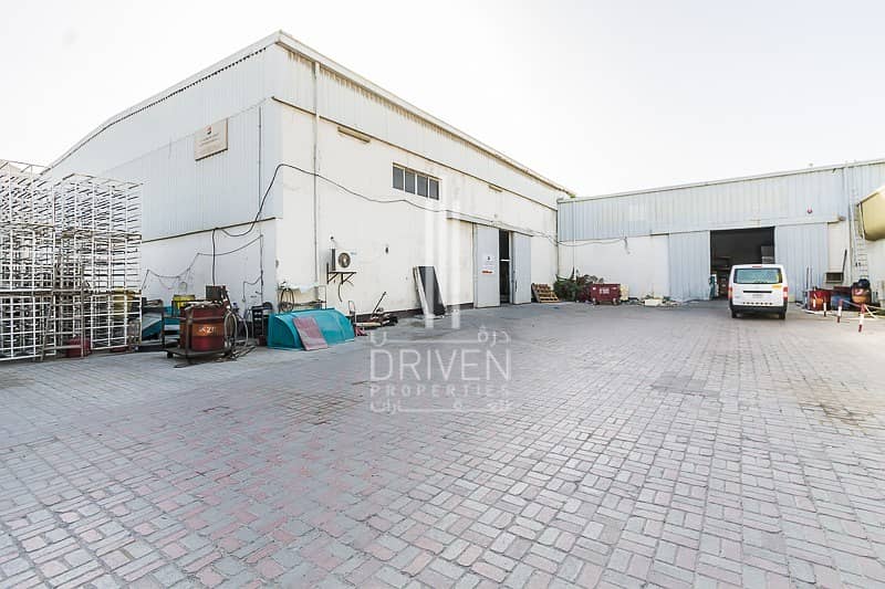 4 Fully Furnished Big Warehouse in Al Qouz