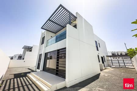 6 Bedroom Villa for Sale in DAMAC Hills 2 (Akoya by DAMAC), Dubai - Single Row I Big Plot - V3 I Exclusive