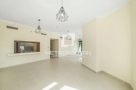 2 Bedroom Apartment for Rent in Downtown Dubai, Dubai - High Floor | Spacious Layout | Ready to Move In