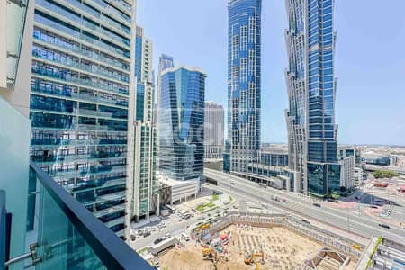 Studio for Rent in Business Bay, Dubai - Exclusive|Well Maintained|With Balcony