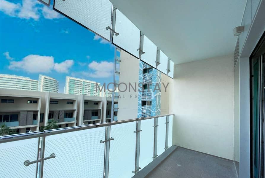 Magnificent View | Great facilities | Rented