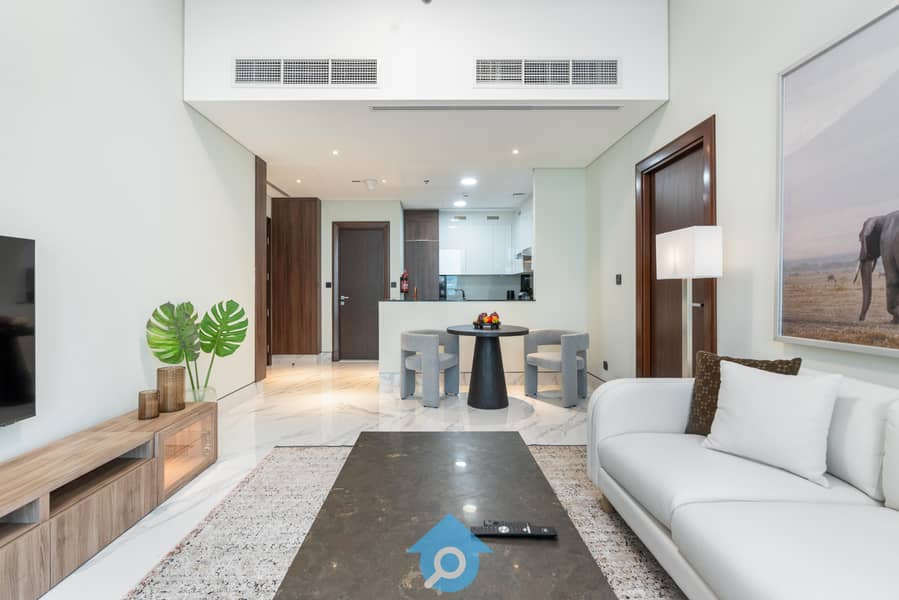 Charming 1BHK in J One Tower | Canal View | Available from 24th November - Image 12