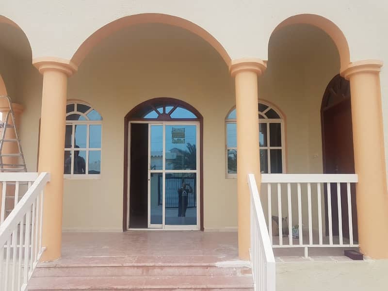 SPACIOUS VILLA FOR RENT IN SHAIK AMMAR ROAD 5 BED HALL 4 TOILETS