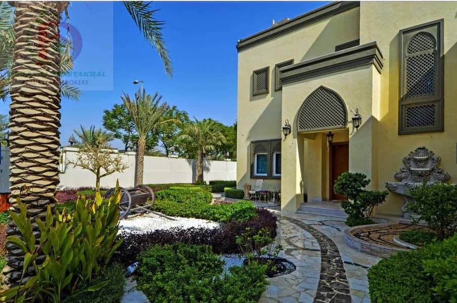 Largest and Corner Villa in the Main Road of Jumeirah Park