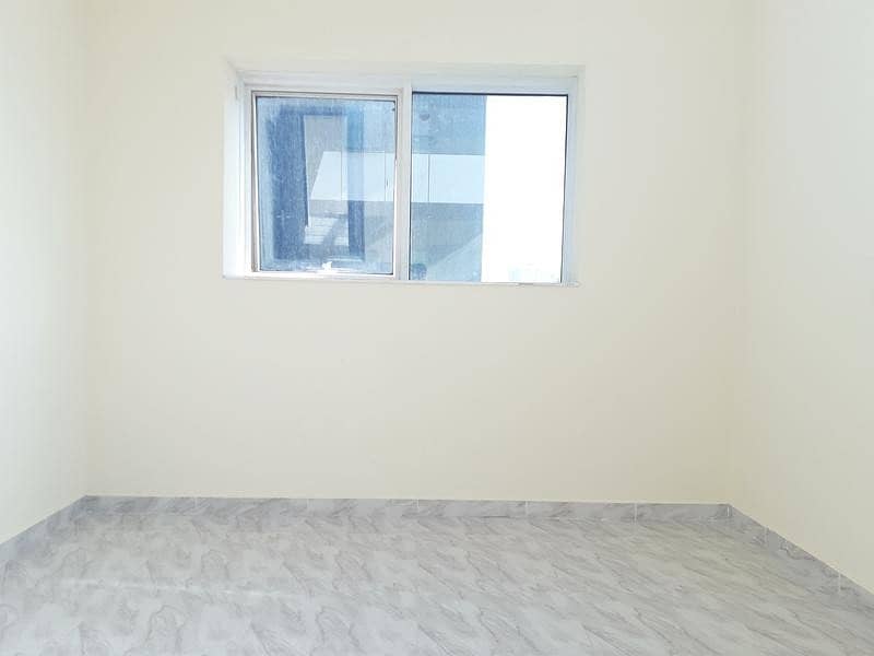 Квартира в Аль Касба, 1 спальня, 25000 AED - 3971611
