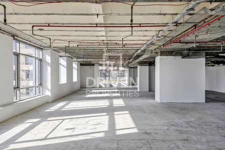 Office for Rent in Sheikh Zayed Road, Dubai - Free Dewa and AC | Spacious Office | Next to Metro