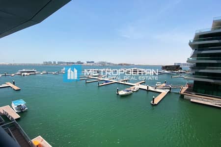 2 Bedroom Apartment for Sale in Al Raha Beach, Abu Dhabi - Elegant 2BR|Captivating Sea View|Great Investment