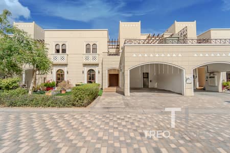 4 Bedroom Villa for Sale in Mudon, Dubai - V. O. T | Single Row | View Today