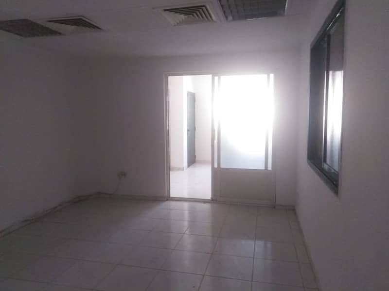 شقة في ابو شغارة 1 غرف 20000 درهم - 3979032