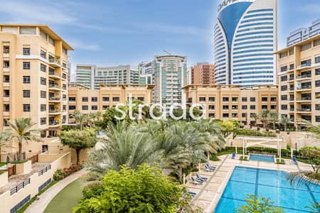 4 Bedroom Apartment for Sale in The Greens, Dubai - Fully Renovated | 2,475Sq. Ft | 2 Parking