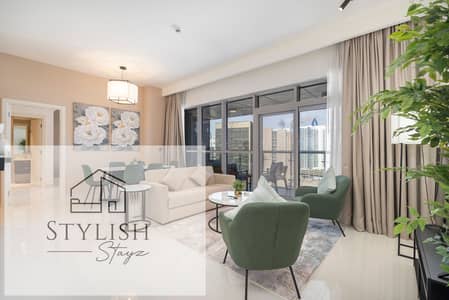 2 Bedroom Apartment for Rent in Business Bay, Dubai - Avanti Living room overview. jpg