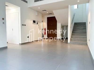 2 Bedroom Townhouse for Sale in Yas Island, Abu Dhabi - 6dba9f01-3c25-4008-bf8d-dca212f8d134-property_photographs-7c281df1-d893-4a32-b3c9-0fd89fccb974. jpeg