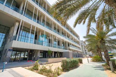 2 Bedroom Flat for Rent in Al Raha Beach, Abu Dhabi - Affordable Price | Superb Duplex 2BR | Big Terrace