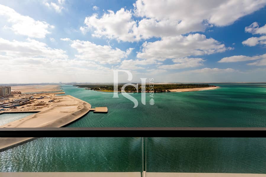 16 al-raha-beach-sail-tower-abudhabi-balcony-view (4). jpg