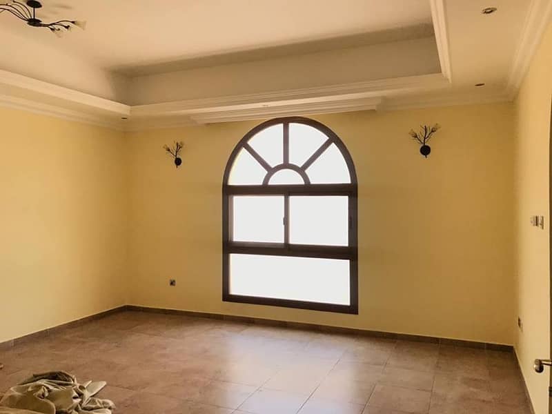 villa for rent at mizhar : 5 bedroom master with surface block