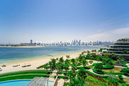 3 Bedroom Apartment for Sale in Palm Jumeirah, Dubai - Exclusive Genuine Resale|Palm and Beach View