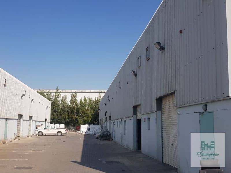 Warehouse for Rent in Dubai Investment Park 1: Prime Industrial Space Available!