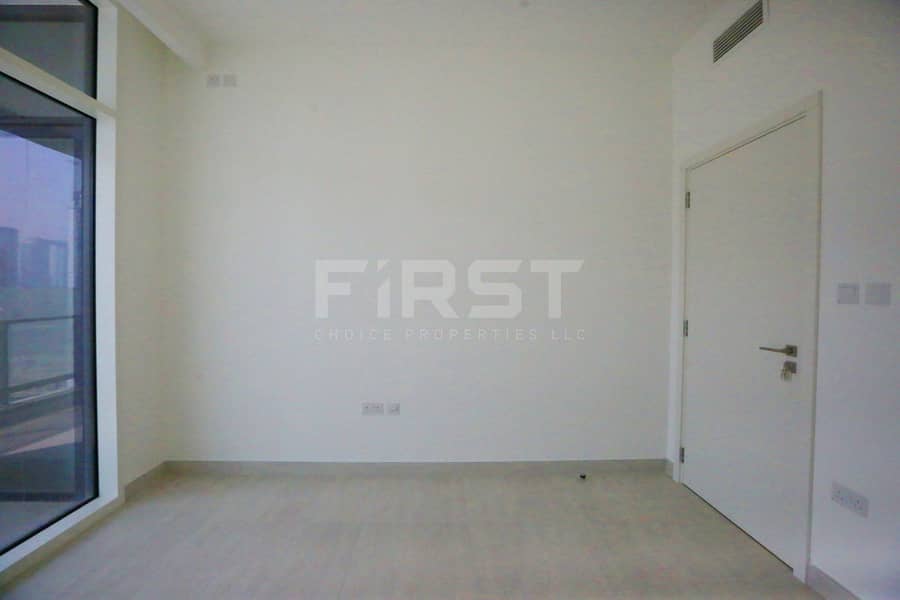 10 Internal Photo of 3 Bedroom Apartment in The Bridges Shams Abu Dhabi Al Reem Island Abu Dhabi UAE (10). jpg