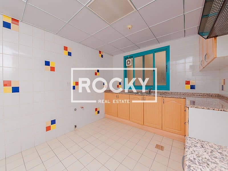 11 Karama_HNLootah1_212-2BR-WB-(9-of-31). jpg