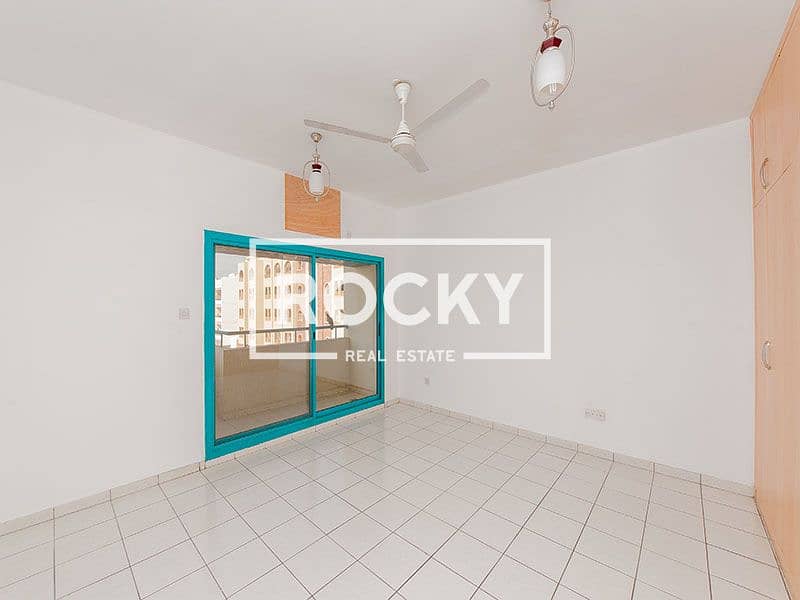 17 Karama_HNLootah1_212-2BR-WB-(15-of-31). jpg