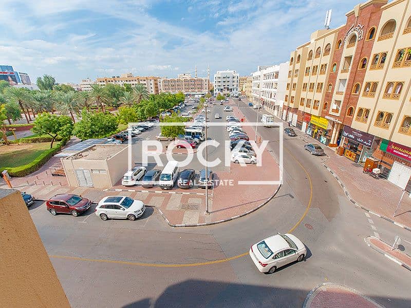 25 Karama_HNLootah1_212-2BR-WB-(23-of-31). jpg